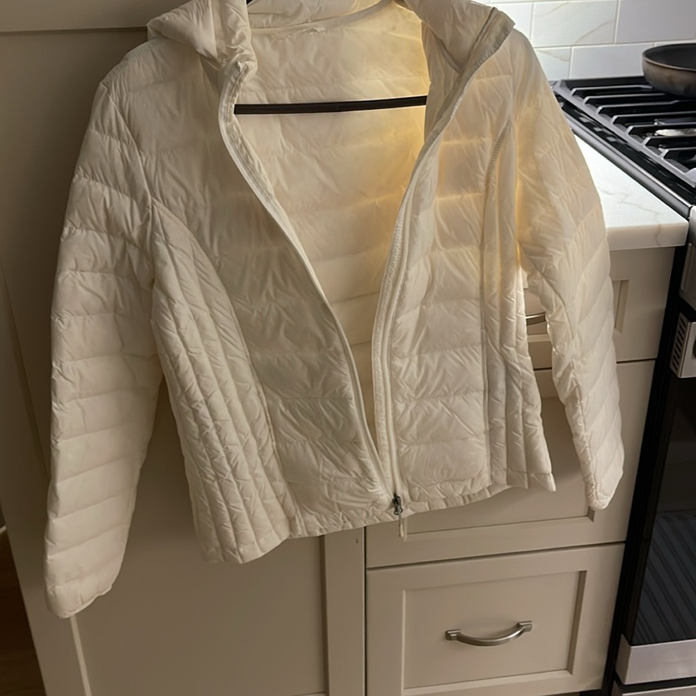 White Shelltop - Picture 3 of 5